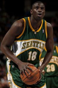 Biggest NBA Draft Busts of All Time - 1
